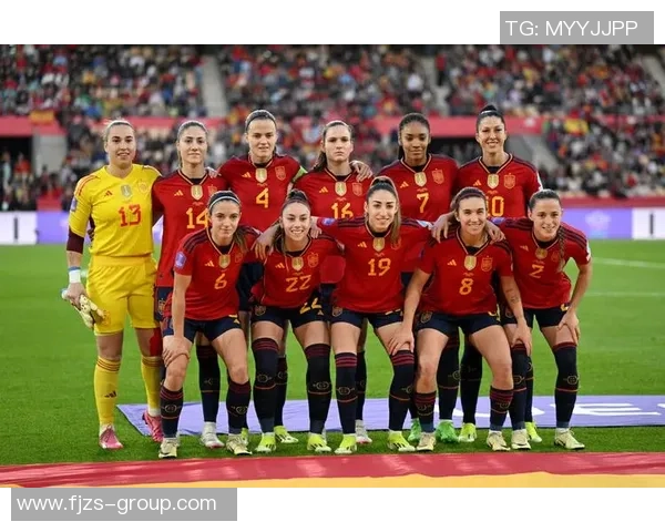 红色高跟鞋足球球星的独特魅力与赛场风采揭秘